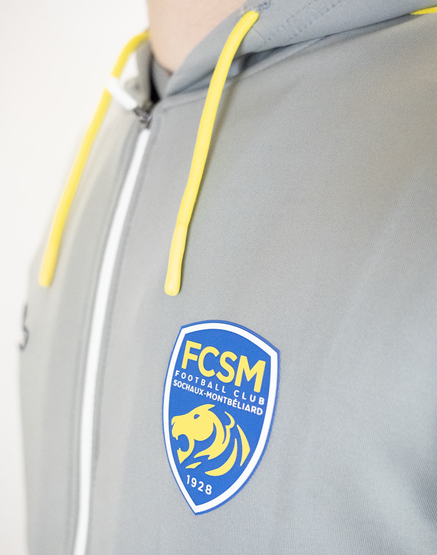 VESTE DE SORTIE GRISE ADULTE - SAISON 2024/25