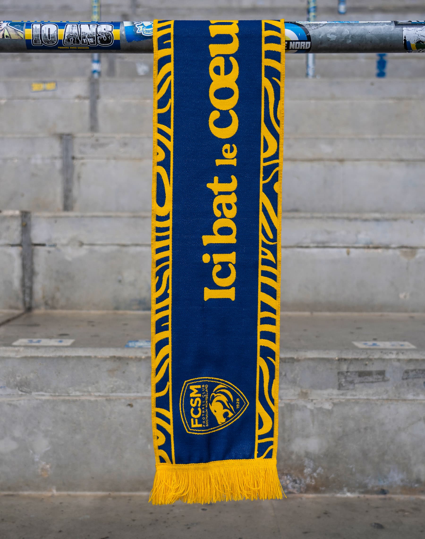 ÉCHARPE "ICI BAT LE COEUR COMTOIS"