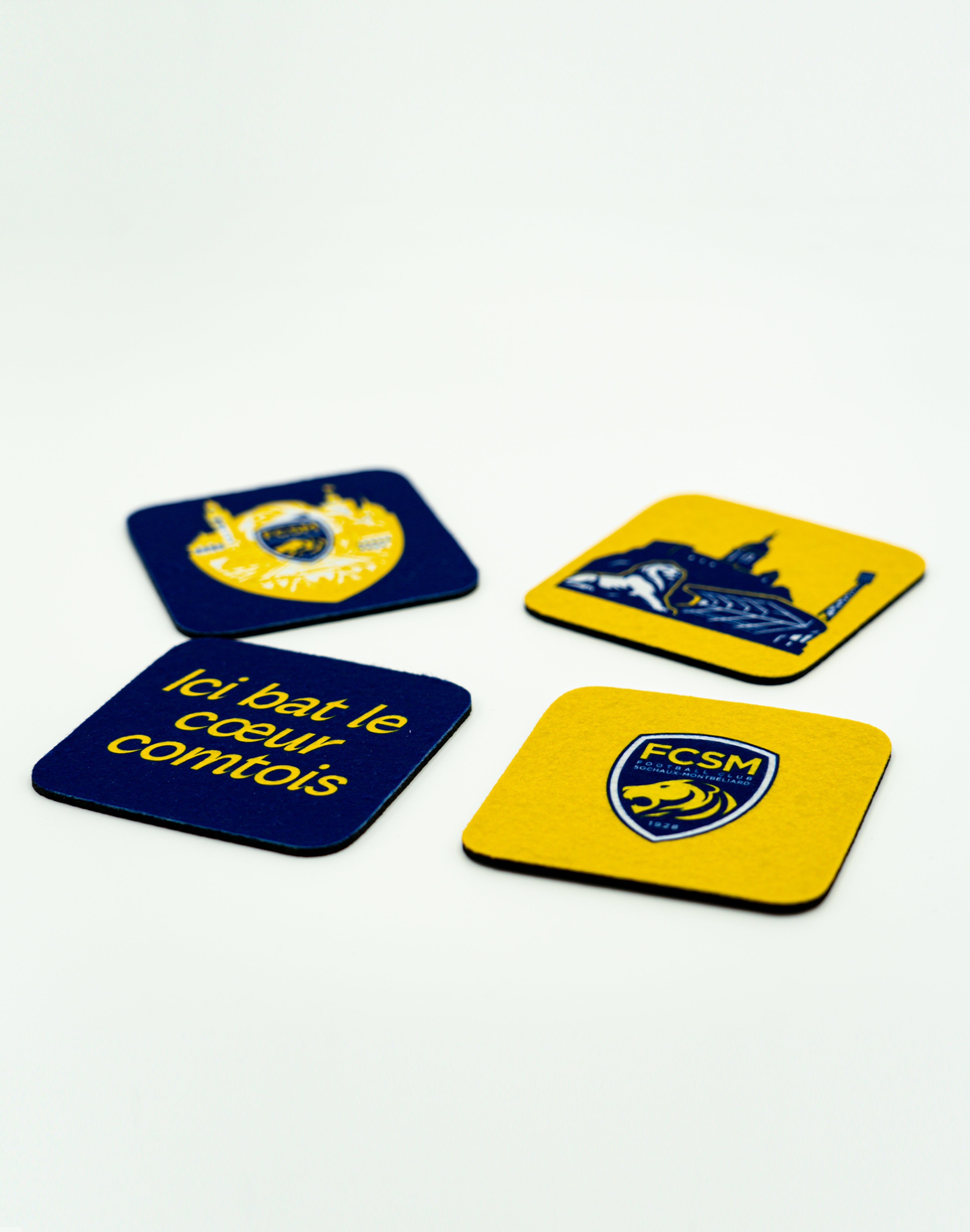 SET DE 4 SOUS-VERRES