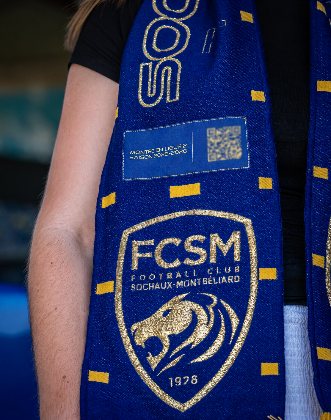 ÉCHARPE "SOCHAUX VIVRA TOUJOURS"