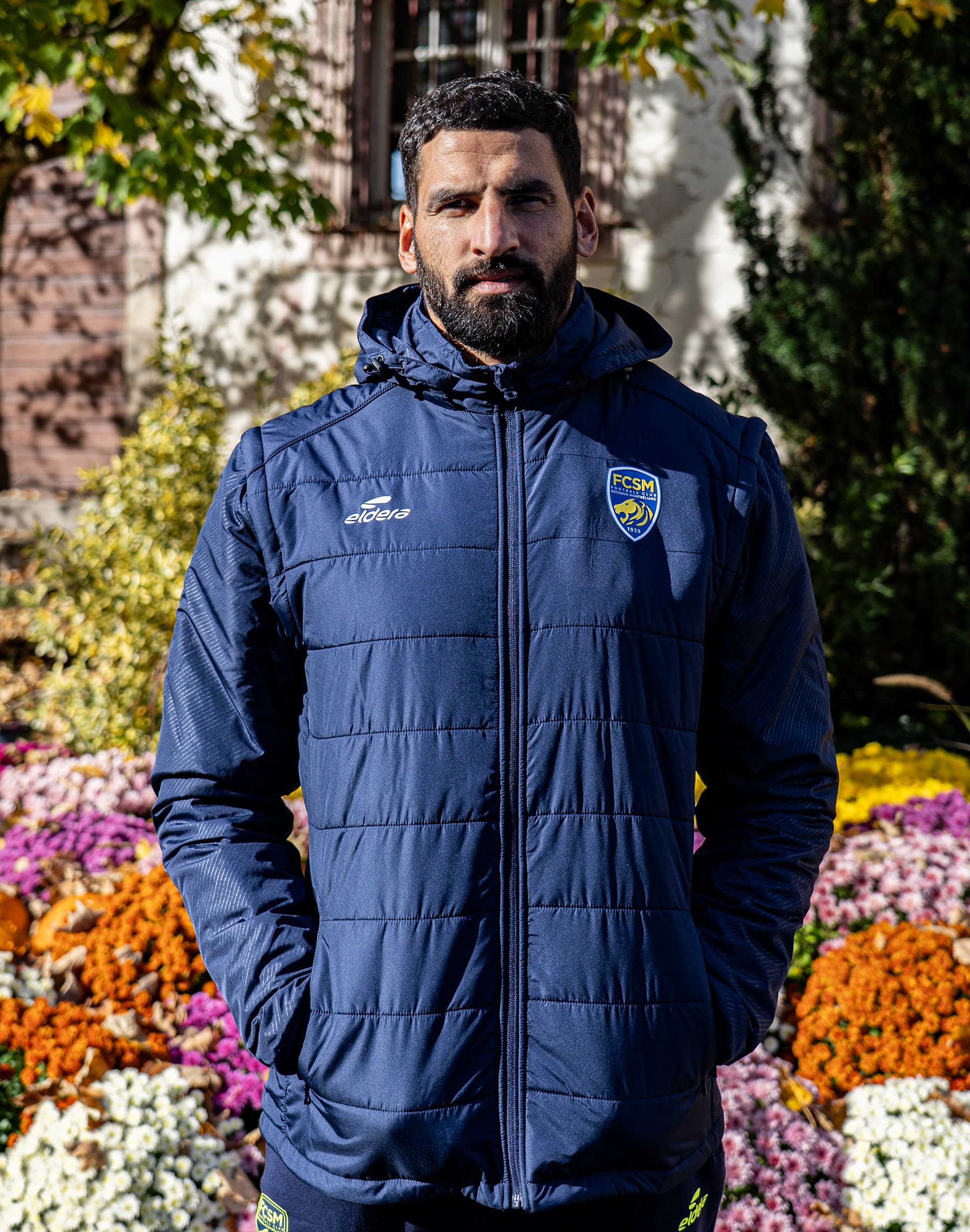 BLOUSON MARINE AVEC MANCHES AMOVIBLES