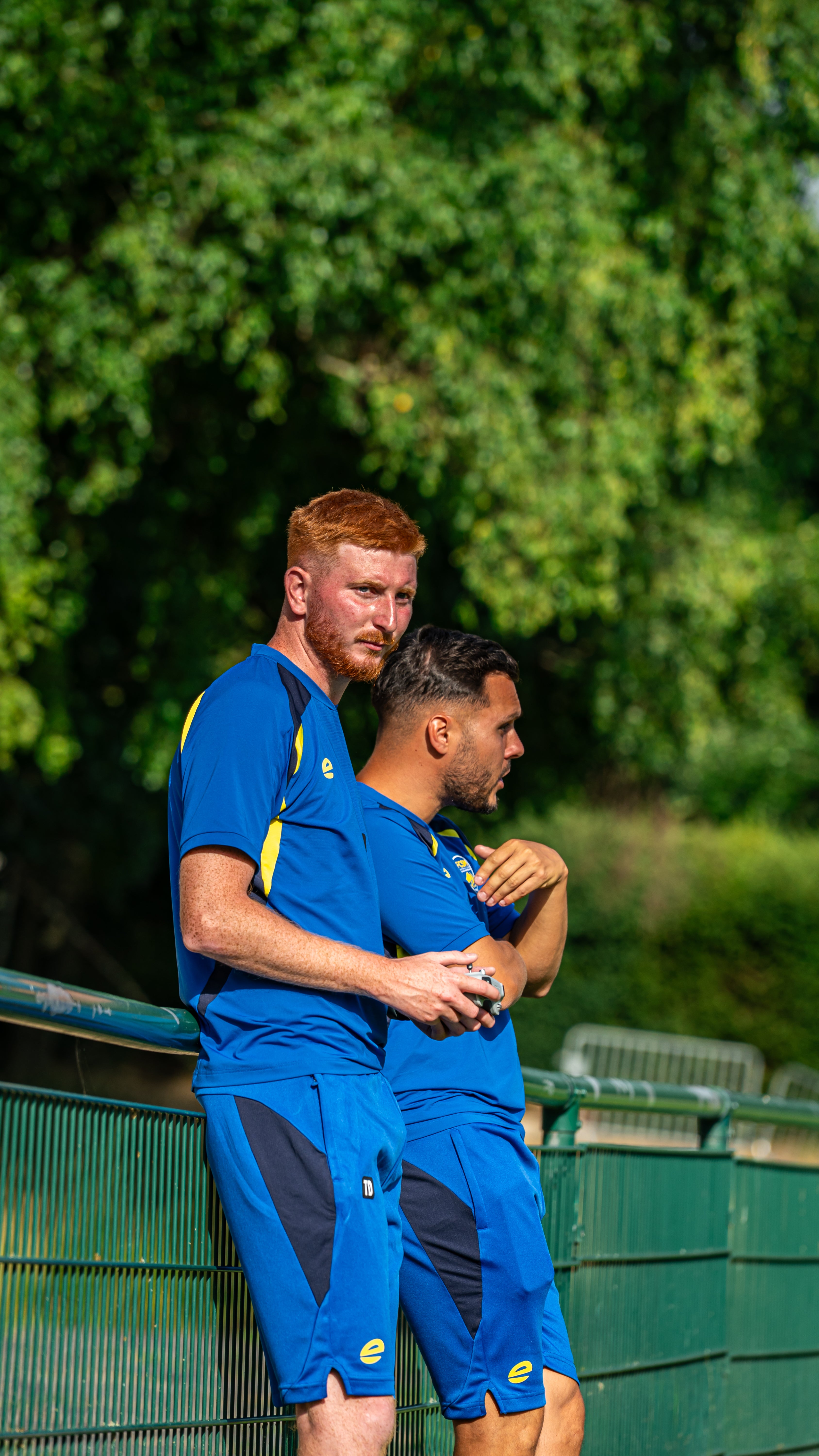 SHORT TRAINING STAFF