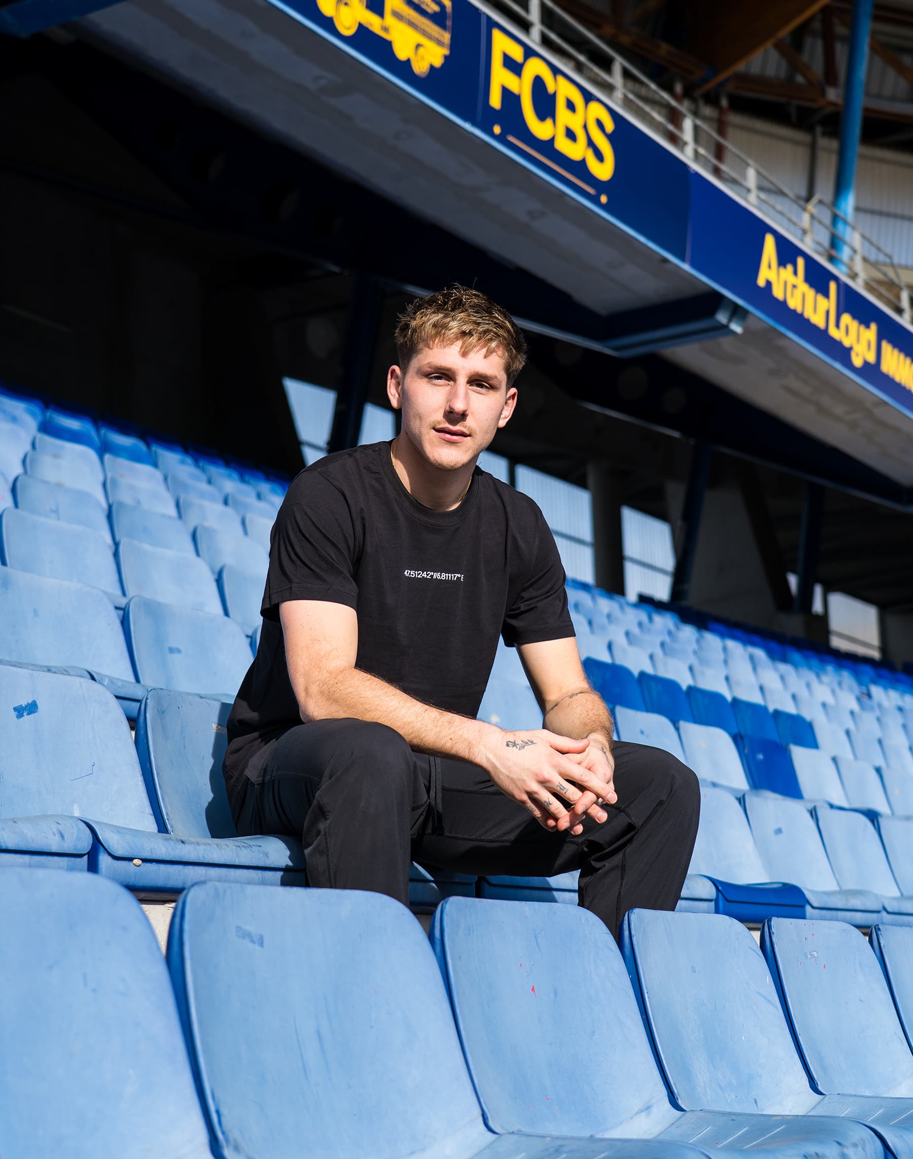 T-SHIRT "LATITUDE" NOIR