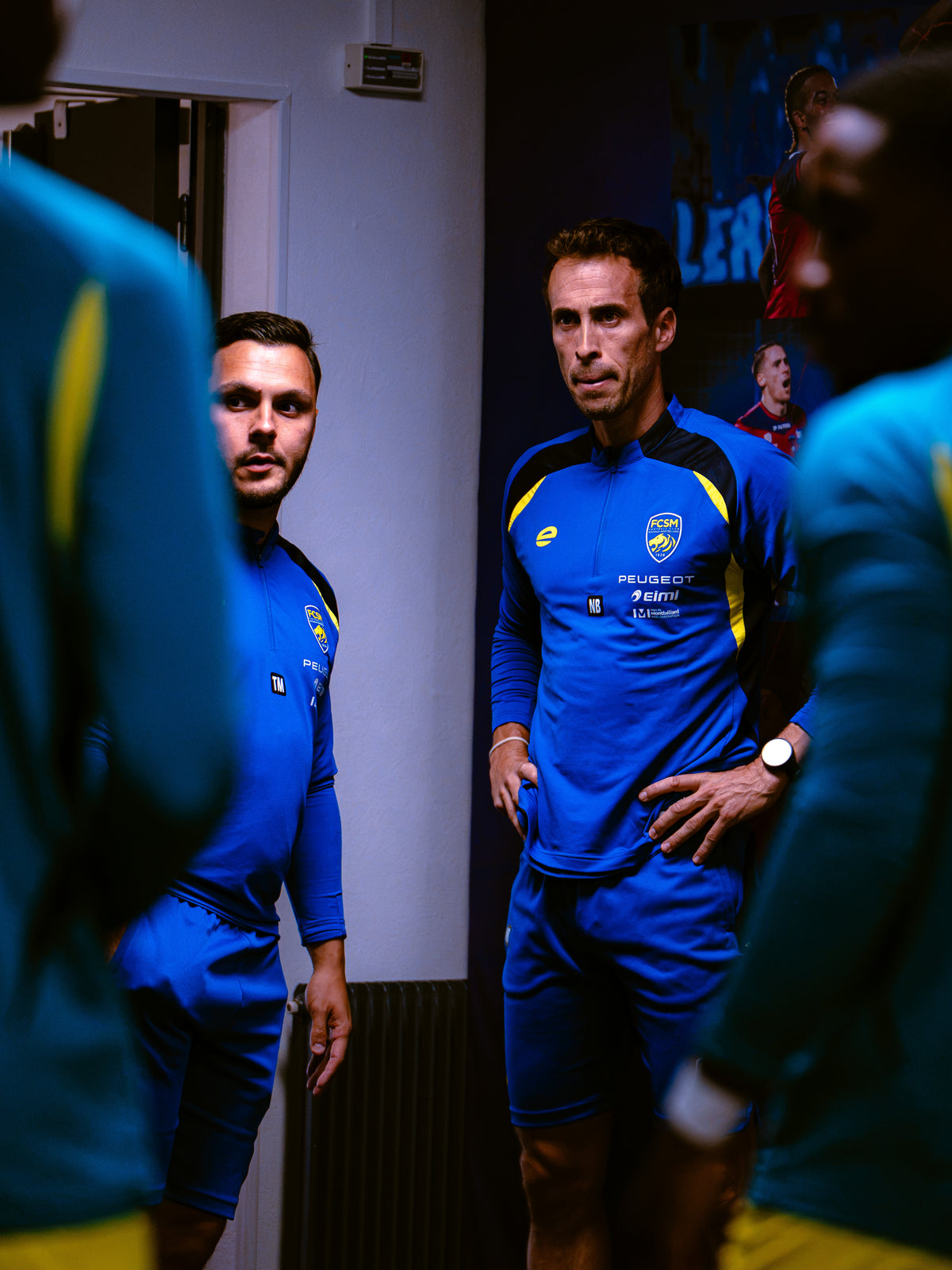 SWEAT TRAINING STAFF