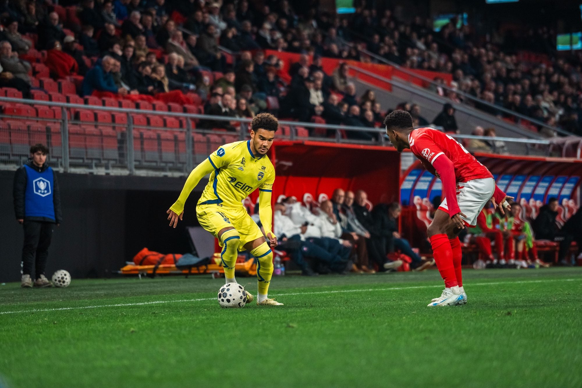 J16 — Valenciennes